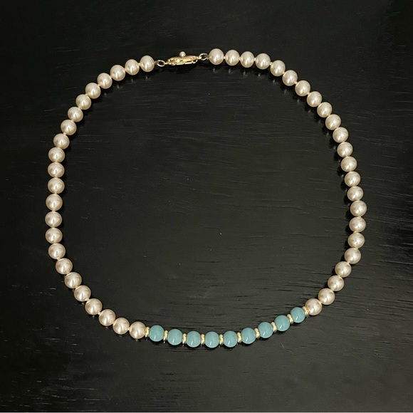 Turquoise and Pearl Necklace - Picture 5 of 5